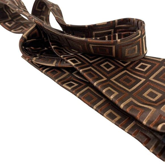 Jos A Bank Signature Collection Mens Italy Made Brown 100% Silk Tie Necktie - Picture 2 of 16